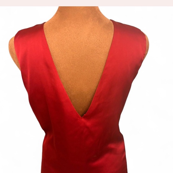 White House Black Martket Halter blouse with Sexy V back Elegant Sleeveless - Picture 3 of 8